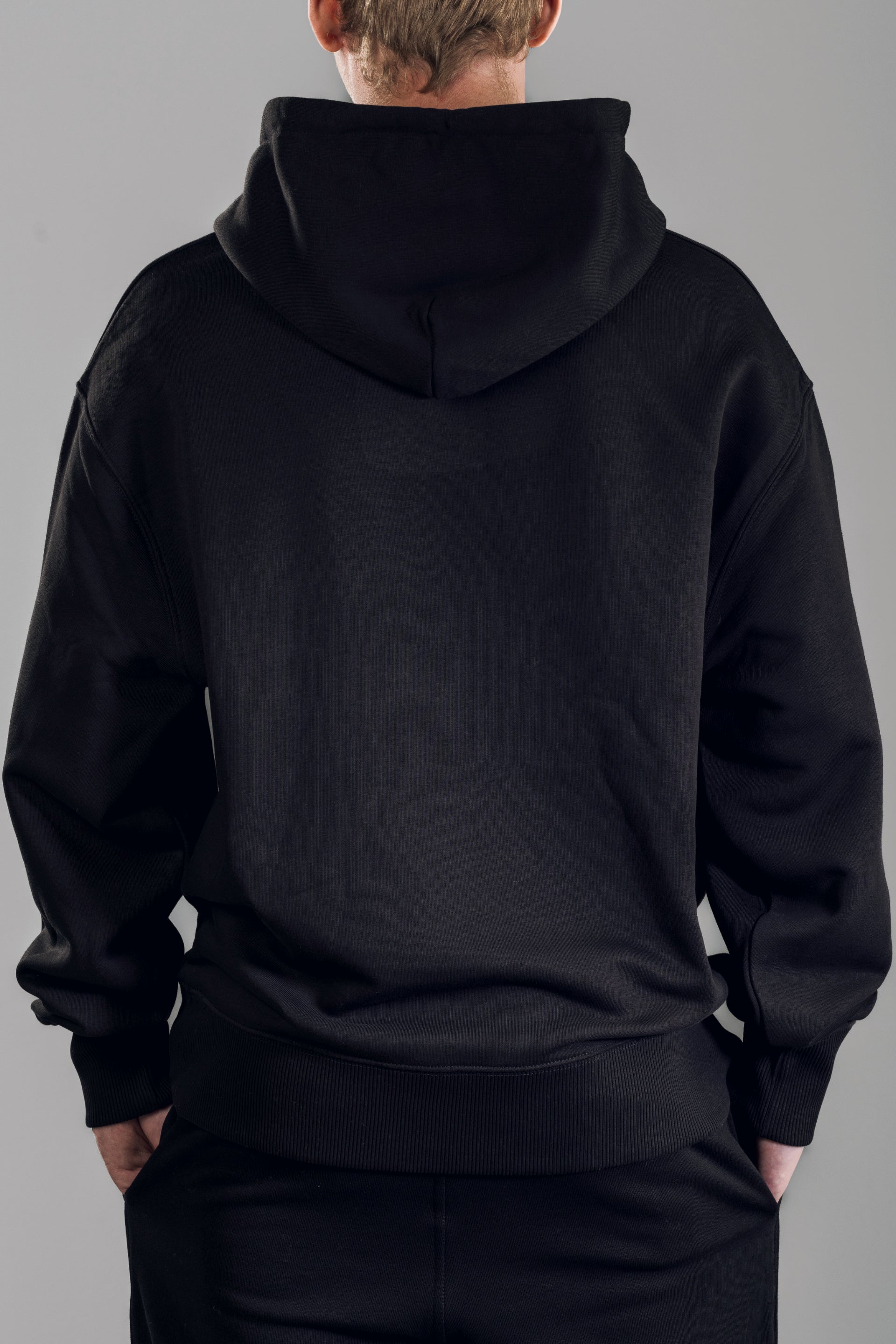 '24 ClASSiC Hoodie - Black