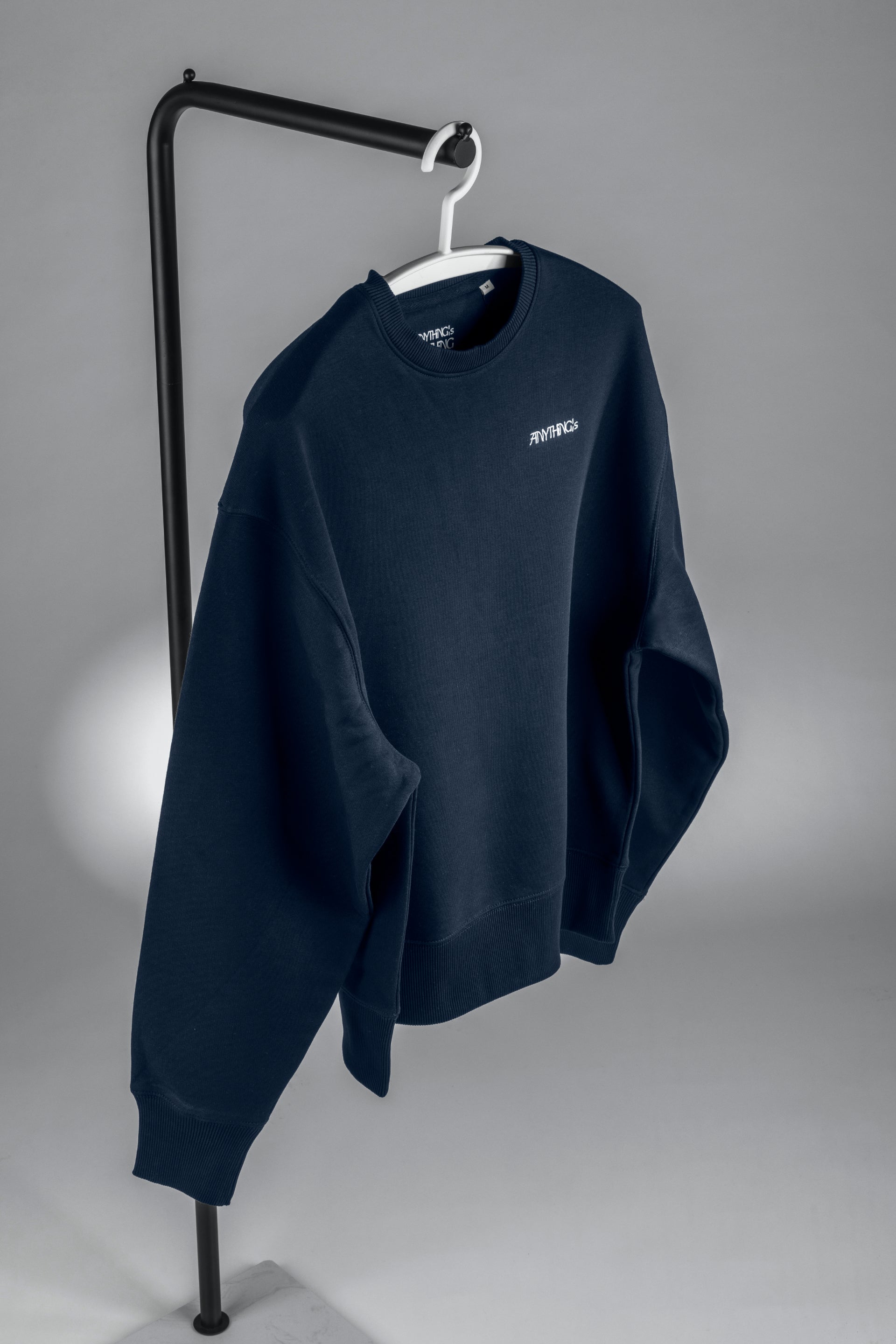 '24 ClASSiC Sweater - Navy