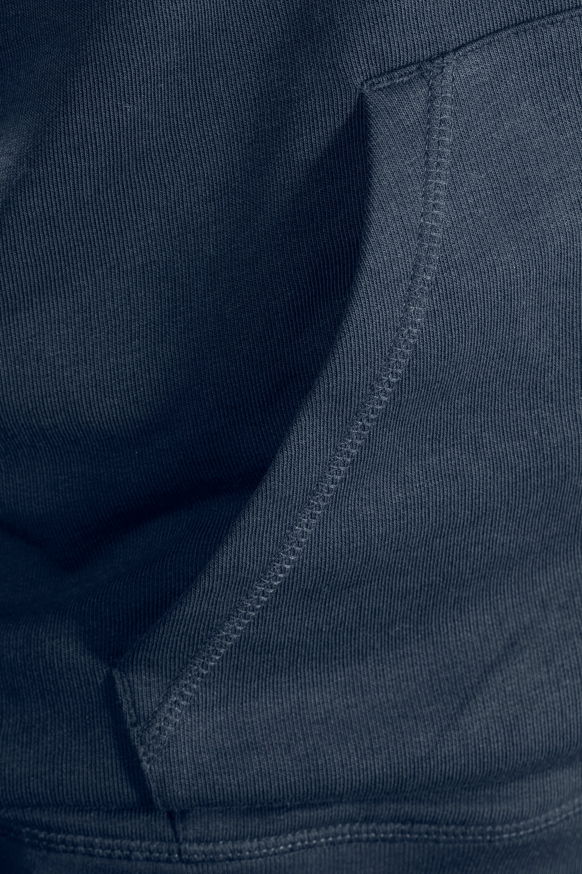 '24 ClASSiC Zip - Navy