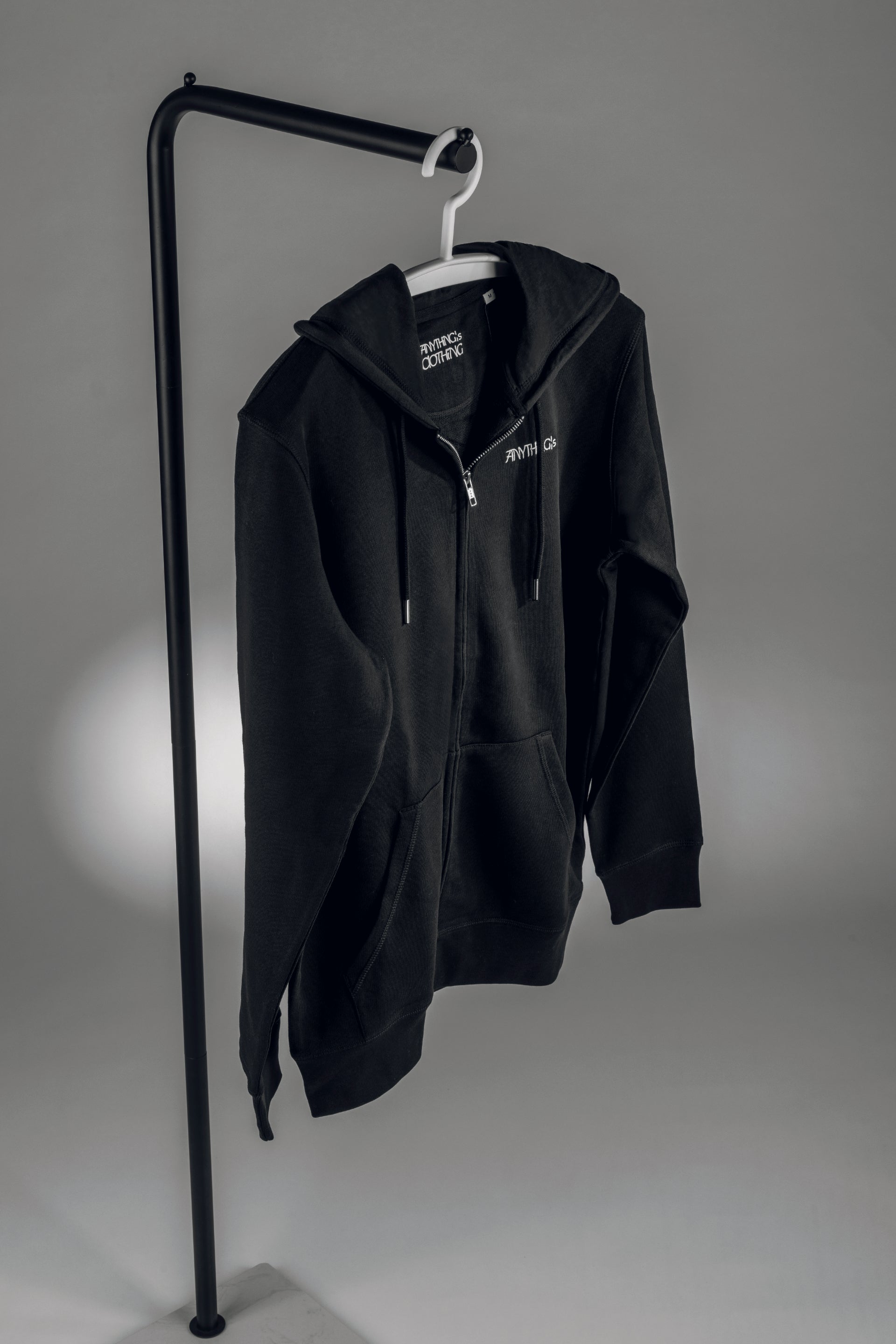 '24 ClASSiC Zip - Black