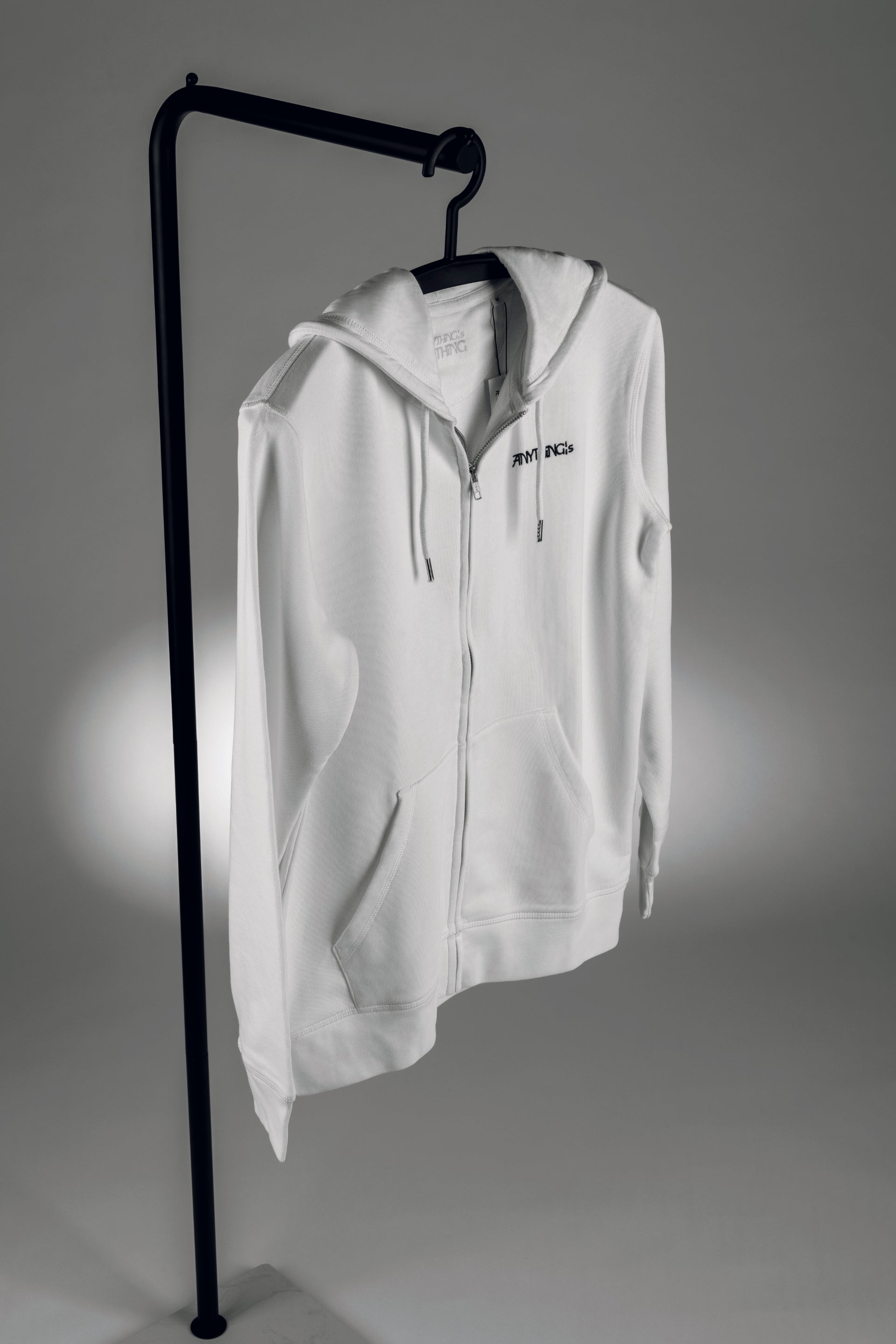 '24 ClASSiC Zip - White
